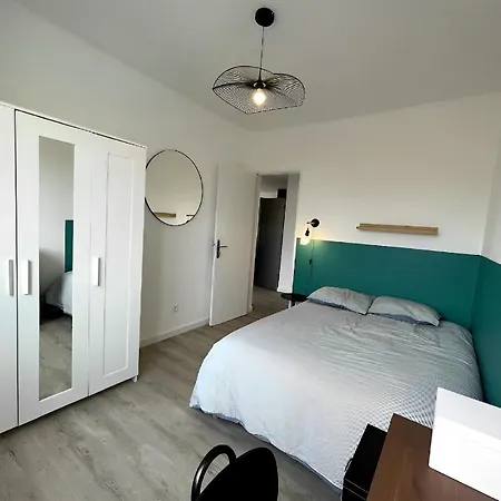 Le Contemporain Apartment